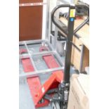 Pallet Truck: (please refer to conditions on lot 599)