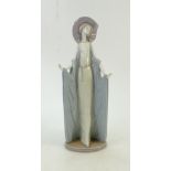 Large Lladro Figurine 'Socialite Of The 20's: Lady with large hat, impressed C18MY,