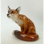 Royal Doulton prestige seated Fox: Royal Doulton presige model of a seated fox HN2634, height 26cm.