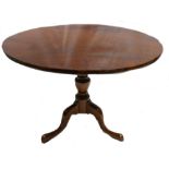 Georgian Mahogany Tip Top Table: Table on tripod leg base