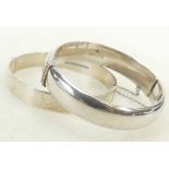 Two silver hallmarked Bangles: Hallmarked silver bangles x 2, gross weight 43g.