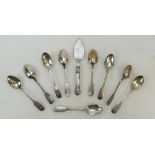 9 silver teaspoons (186g) & plated trowel:
