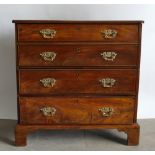 Georgian Chest of Drawers: Chest of drawers of small proportions, 81 x 47 x 82cm.