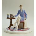 Coalport lady figurine 'Diana at Home': Limited edition 222 of 2450 with certificate