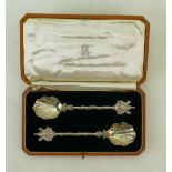 Pair cased Jam Spoons London 1898 by Welby: Pair of cased jam spoons,