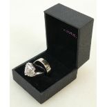 14ct white gold Diamond Ring and matching Wedding Ring: 14ct diamond ring set with centre stone