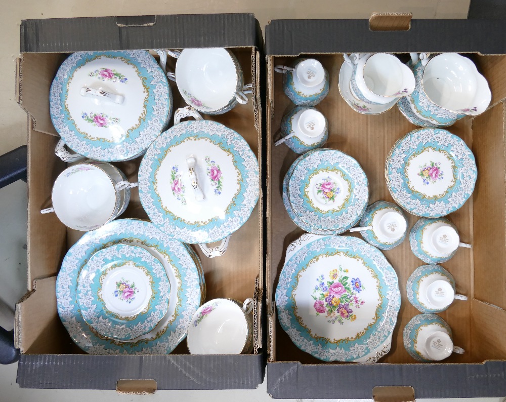 A collection of Royal Albert Enchantment set: Royal Albert tea and dinner set in the Enchantment - Image 4 of 5