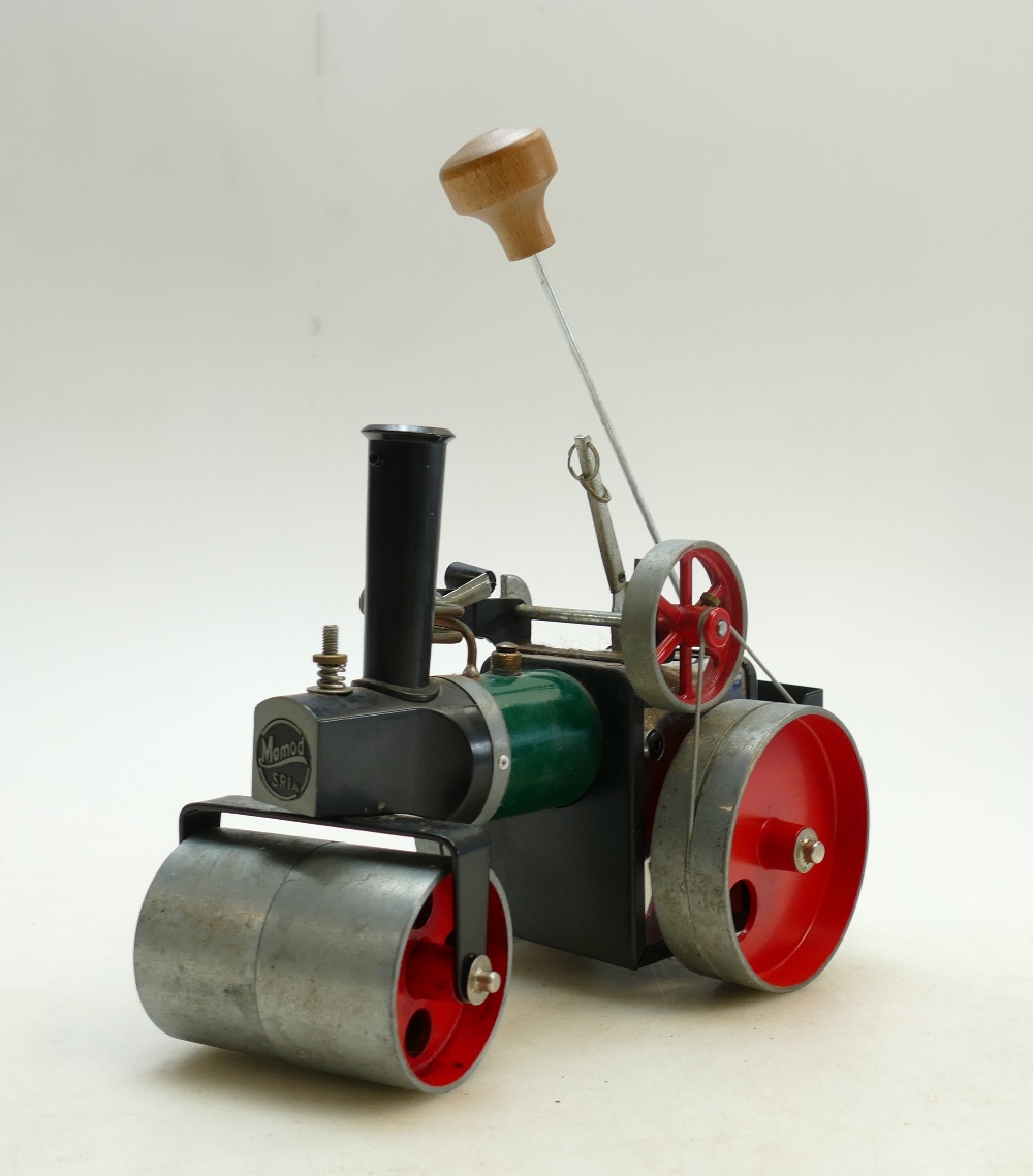 Mamod Steam Roller: Complete with bar and coal box