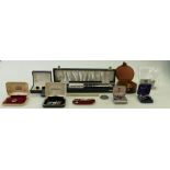 Collection of ladies vintage jewellery items: Collection of 9ct, silver and costume jewellery,