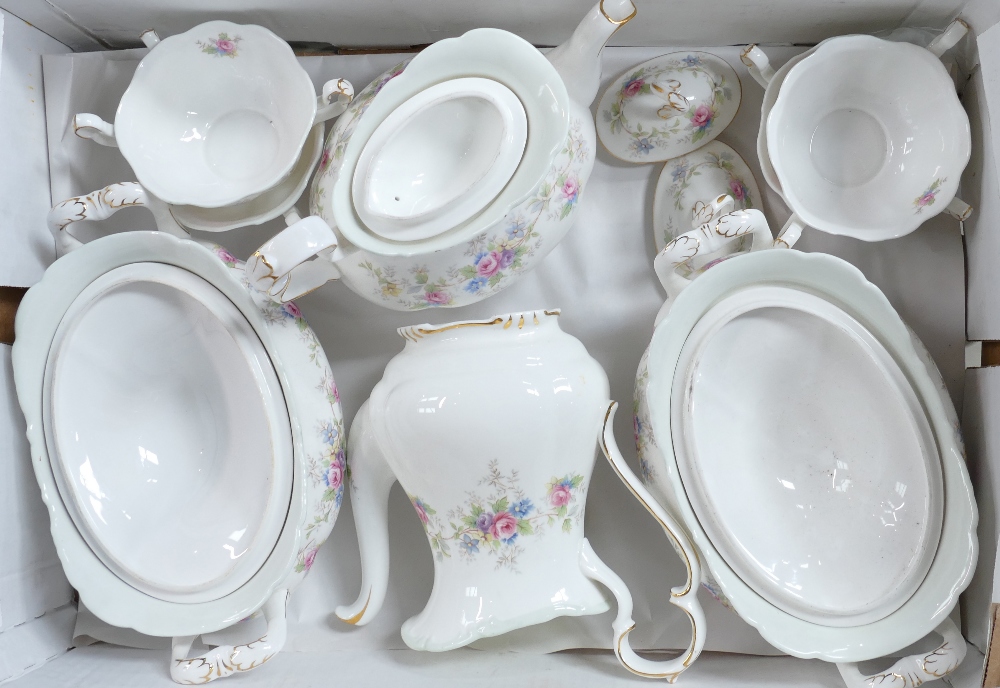 Royal Albert Colleen dinner, coffee & tea set: Royal Albert tea, - Image 4 of 6