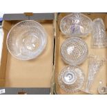 A collection of quality crystal glass items to include: large fruit bowl, decanter, flower bowl,
