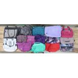 A quantity of ladies kipling shoulder bags: A quantity of ladies kipling shoulder bags and tote