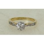 18ct gold & platinum diamond solitaire approx 0.