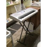 Acoustic Solutions MK-928 keyboard and stand: