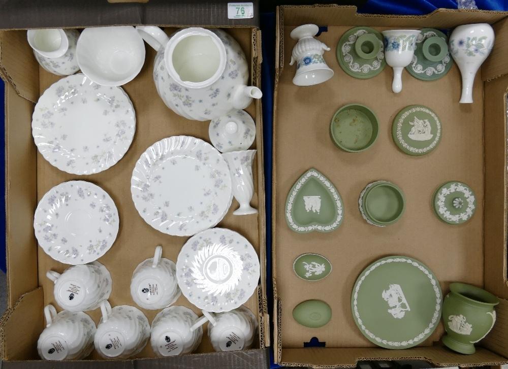 A mixed collection of items to include: Wedgwood April Flowers patterned item(seconds): together