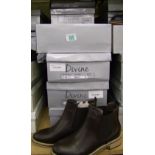 A quantity of boxed Divine ladies Chelsea boots (10)