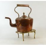 Large copper kettle & trivet: Georgian copper kettle of large size, seamed back & base - a good