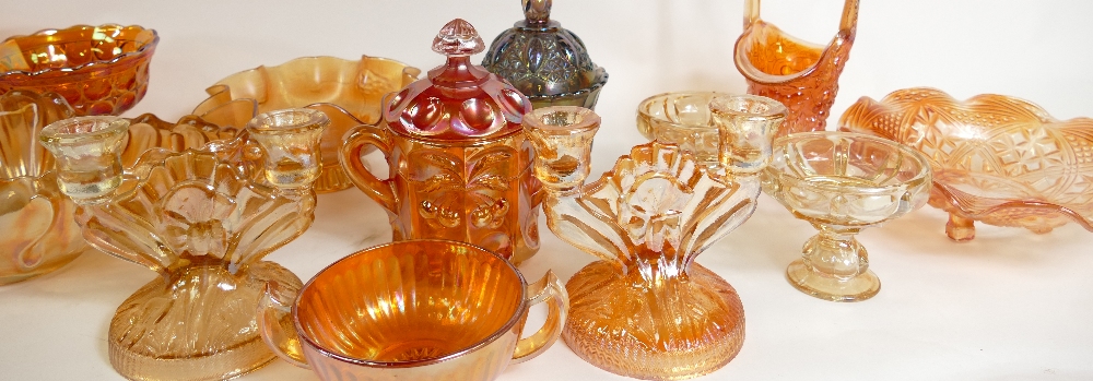 A collection of Orange Carnival Glass It - Image 4 of 4