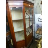 An Edwardian mahogany inlaid display cabinet 122cms