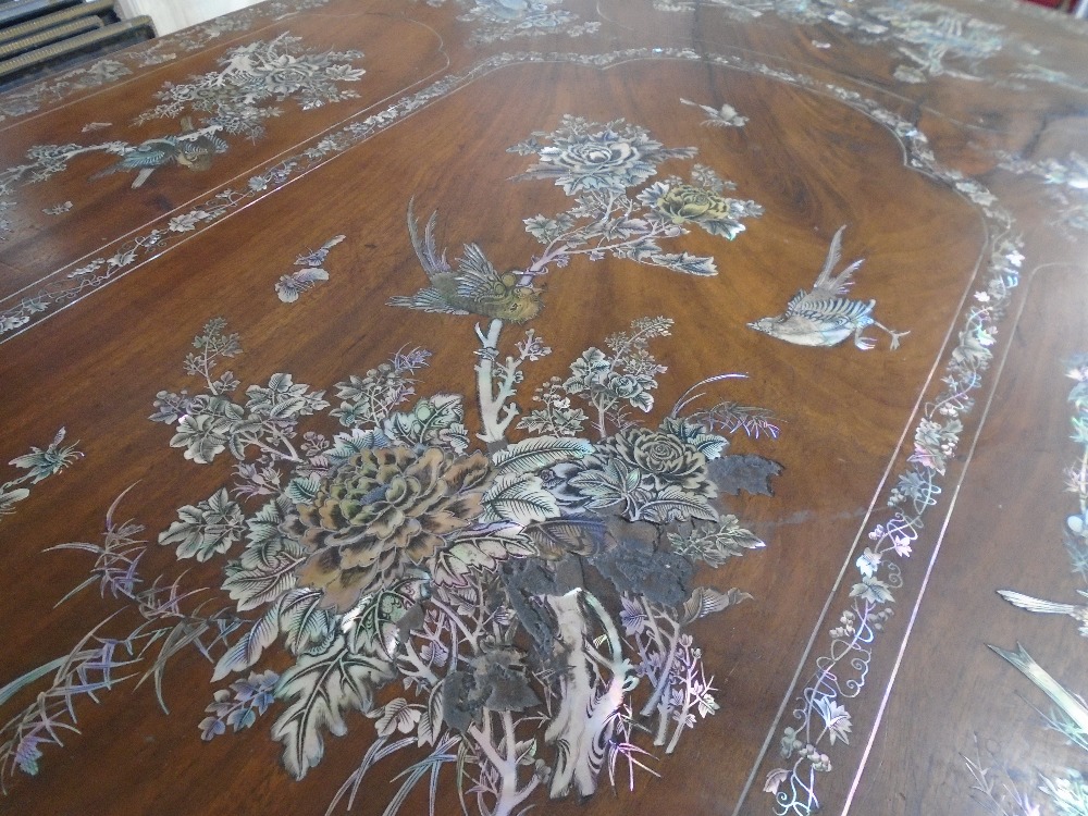 A Japanese Shibayama Mother of Pearl centre table having carved fretwork frieze, 109cms - Image 3 of 5