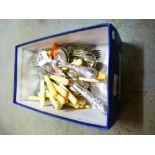 Small box of mixed cutlery