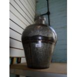 Medium water pot