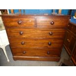 Victorian mahogany ch of 2 short and 3 long drawers on bun feet