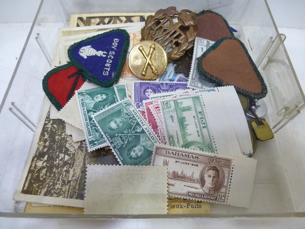 Quantity of collectable stamps and badges, mainly Boy Scouts - Image 2 of 2