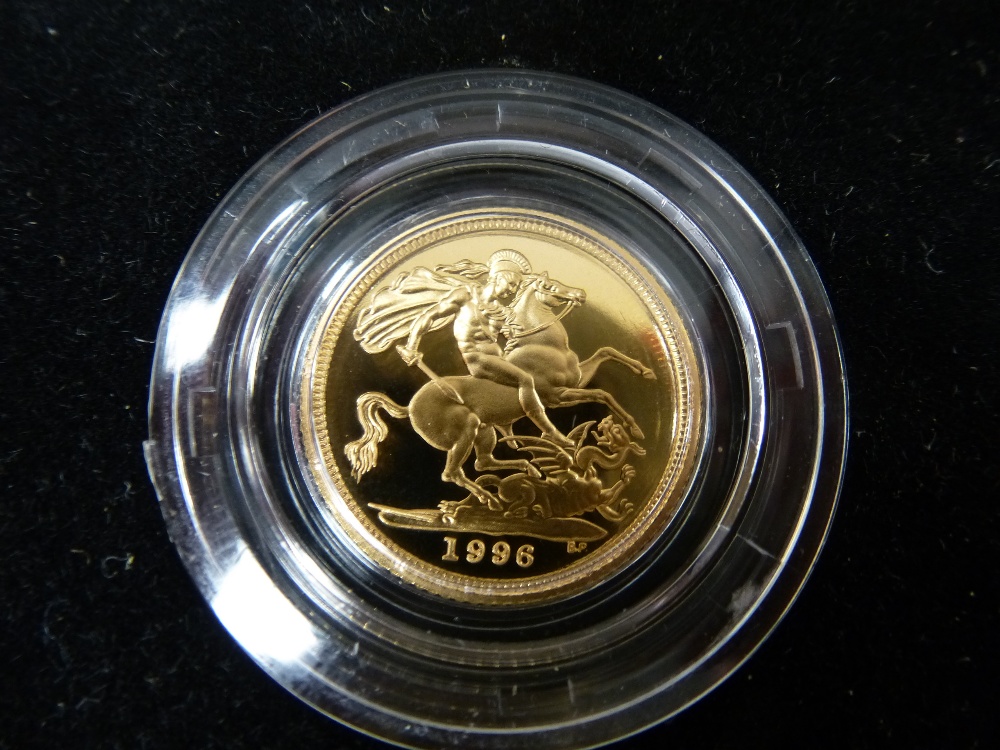 Two coin set comprising 22ct Gold Proof half 1996 Soverign and gold proof £10 Britannia coin, - Image 2 of 3