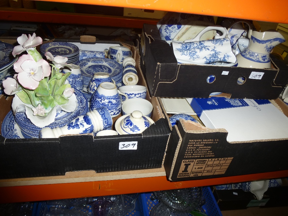 10 boxes of blue and white china to incl. plates, vases, jugs, teapots, cups etc. - Image 3 of 3