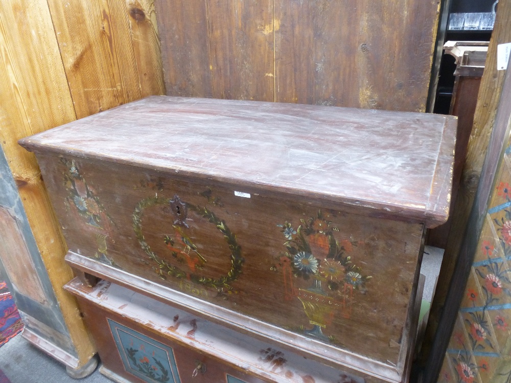 A large 19th century painted European Coffer, dated 1830, the hinged top above a base painted with a - Bild 2 aus 2