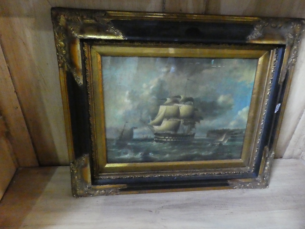 4 Heavy gilt framed pictures of ships, a large example & 4 small gilt framed pictures of golfers - Image 3 of 3