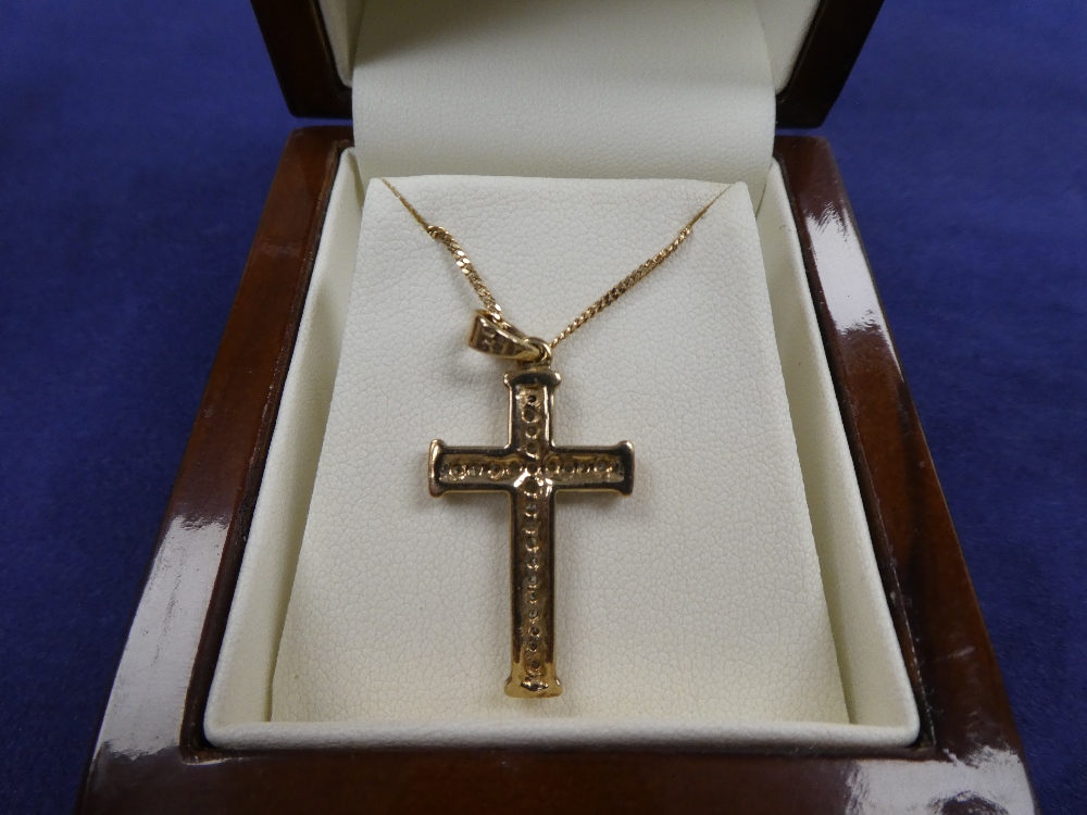 9ct yellow gold & diamond illusion set cross pendant & chain, stamped 375, total gross item weight - Image 3 of 3