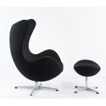 Arne JacobsenSessel 'Egg chair' - '3316' mit Ottoman, 1957Sessel: H. 106,5 x 86 x 81 cm; Ottoman: H.