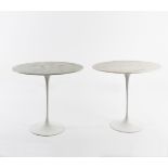 Eero Saarinen Zwei ovale Beistelltische '161M', 1957H. 51 x 57 x 38 cm.Knoll International, New