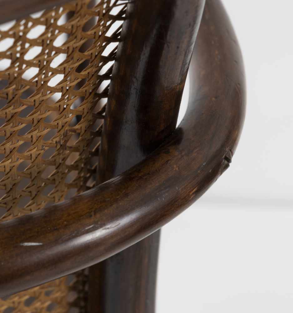 Josef HoffmannZwei Armlehnstühle, um 1930H. 80,5 x 50 x 55,5 cm.Thonet, Wien.Buchenholz, - Image 5 of 7