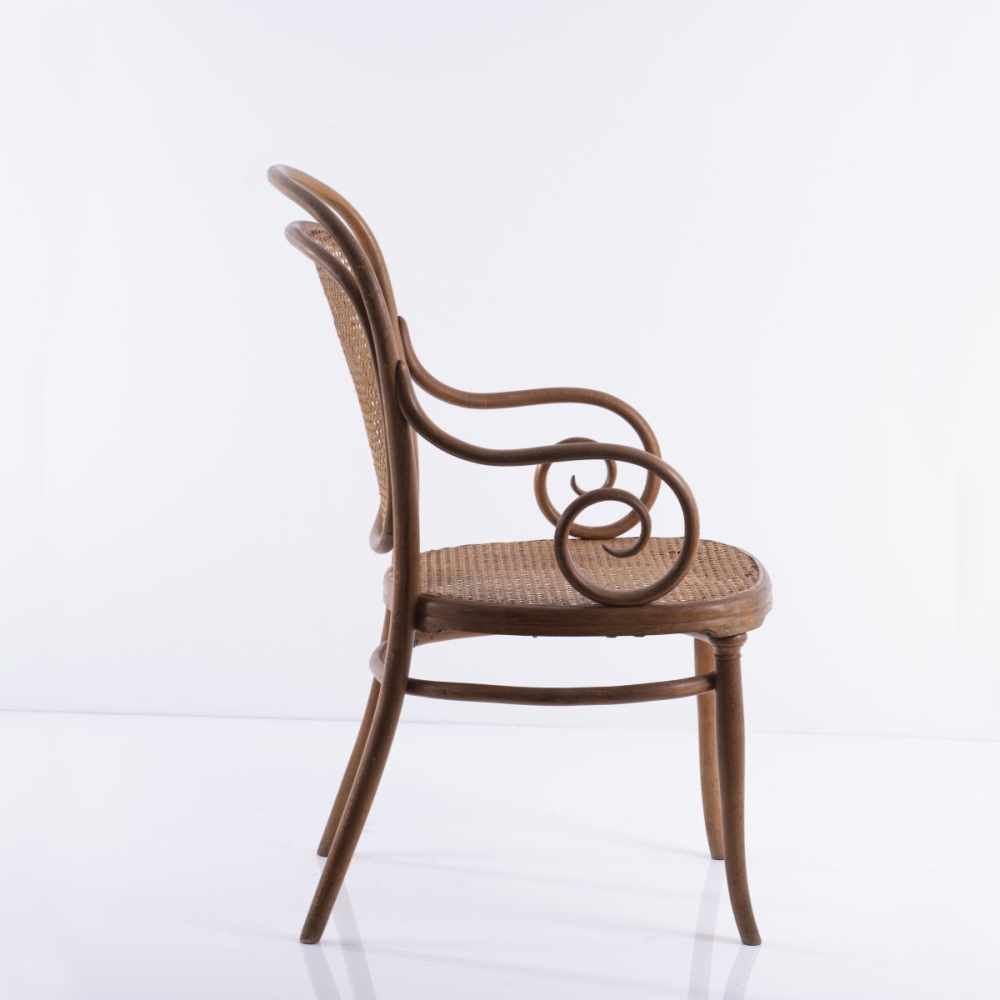 Thonet, Wien Armlehnstuhl 'Nr. 12', 1860er JahreH. 99,5 x 57,5 x 64,5 cm.Buchenholz, Bugholz und - Image 7 of 13