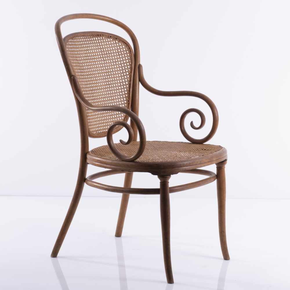 Thonet, Wien Armlehnstuhl 'Nr. 12', 1860er JahreH. 99,5 x 57,5 x 64,5 cm.Buchenholz, Bugholz und - Image 6 of 13