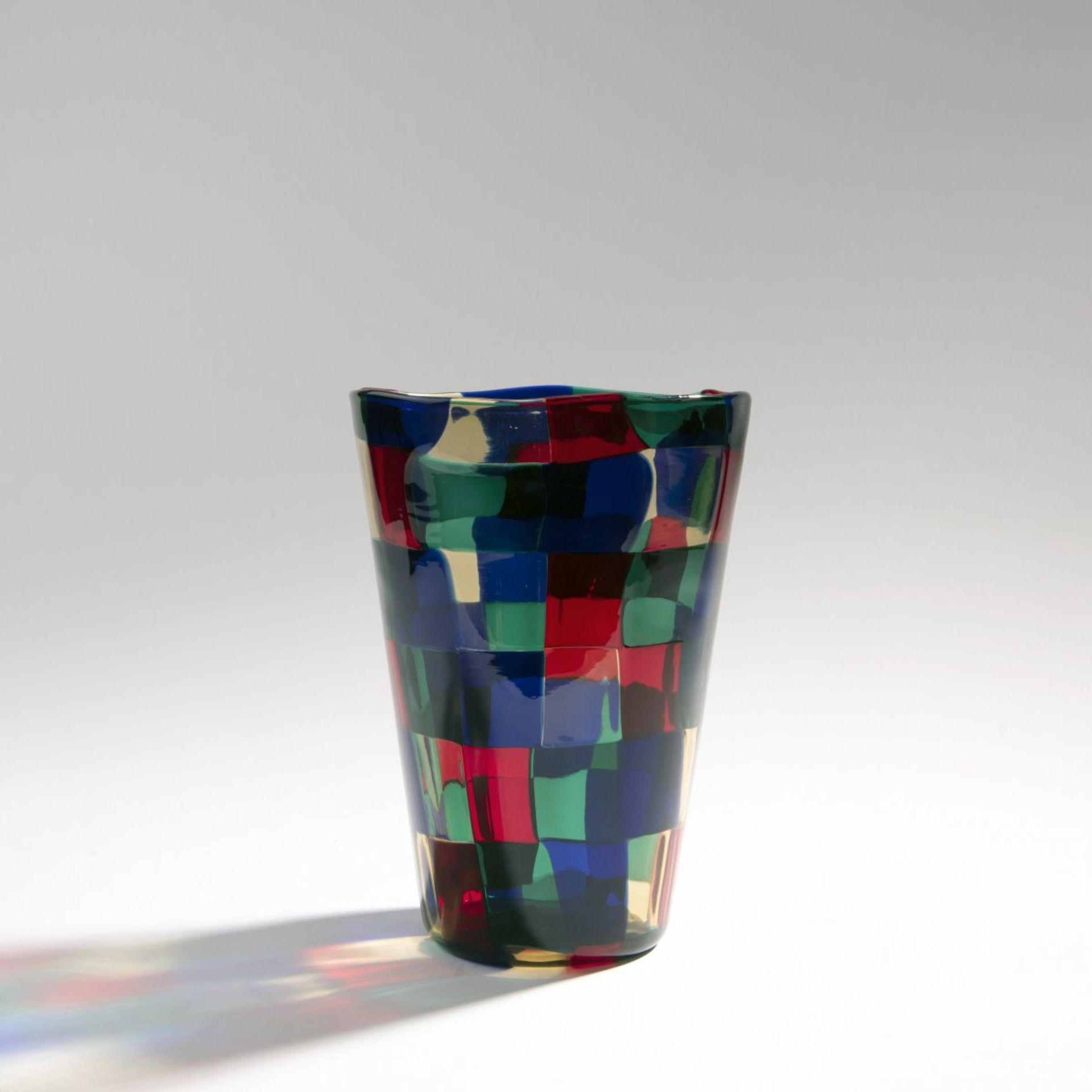 Fulvio BianconiVase 'Pezzato', 2002Becherform. H. 23 cm. Ausführung: Venini & C. Farbloses Glas