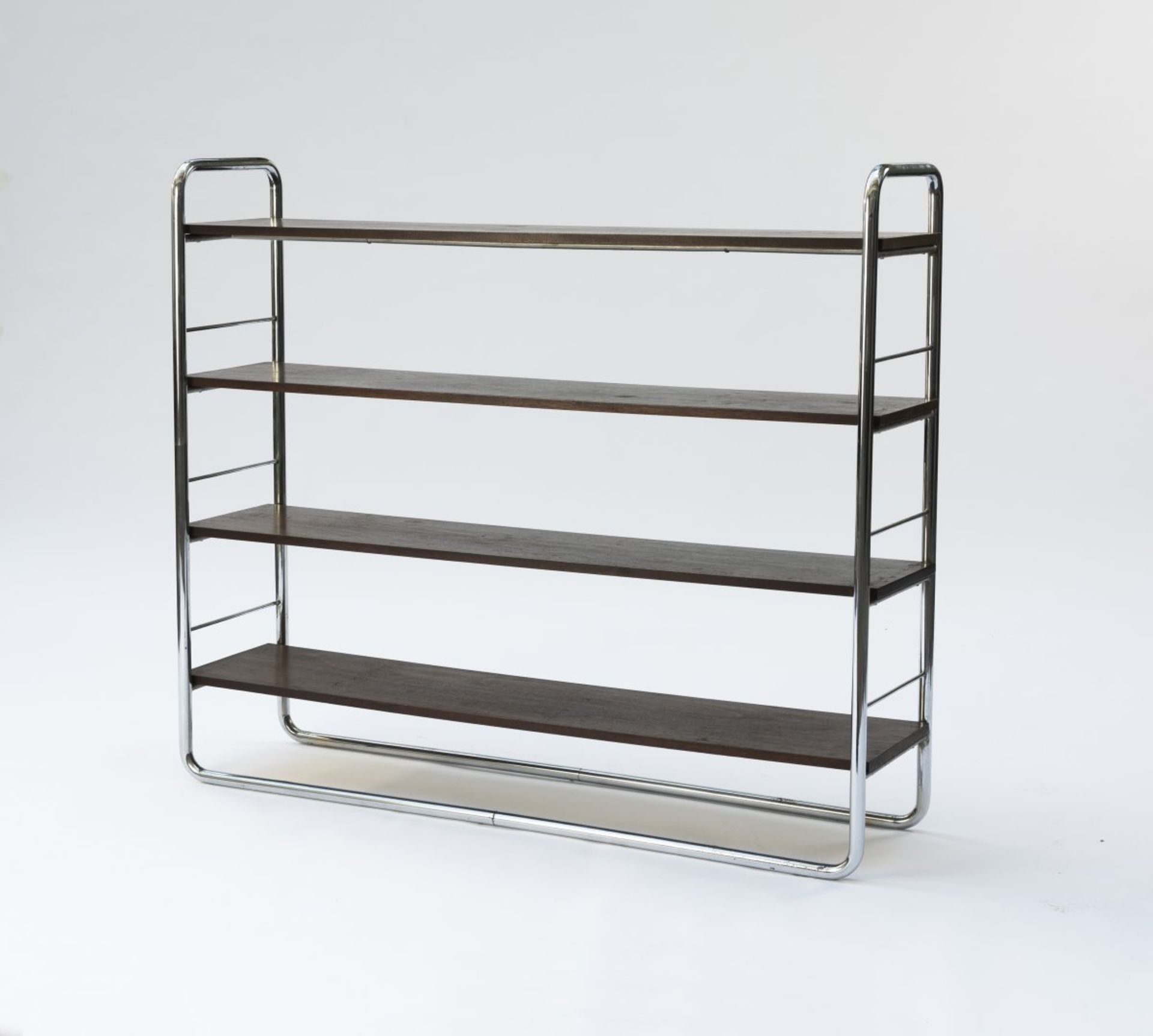 Marcel Breuer, Großes Regal 'B 22/2', um 1931Großes Regal 'B 22/2', um 1931H. 120 x 141,5 x 35,5