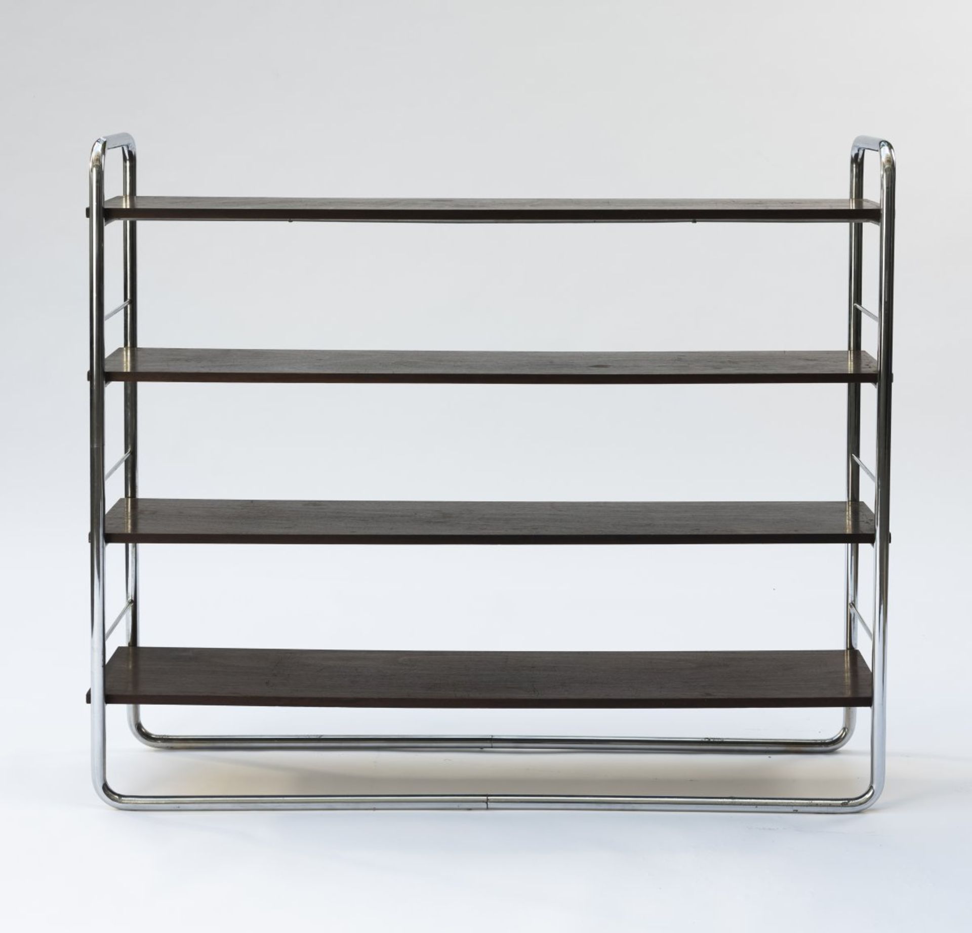 Marcel Breuer, Großes Regal 'B 22/2', um 1931Großes Regal 'B 22/2', um 1931H. 120 x 141,5 x 35,5 - Bild 2 aus 4