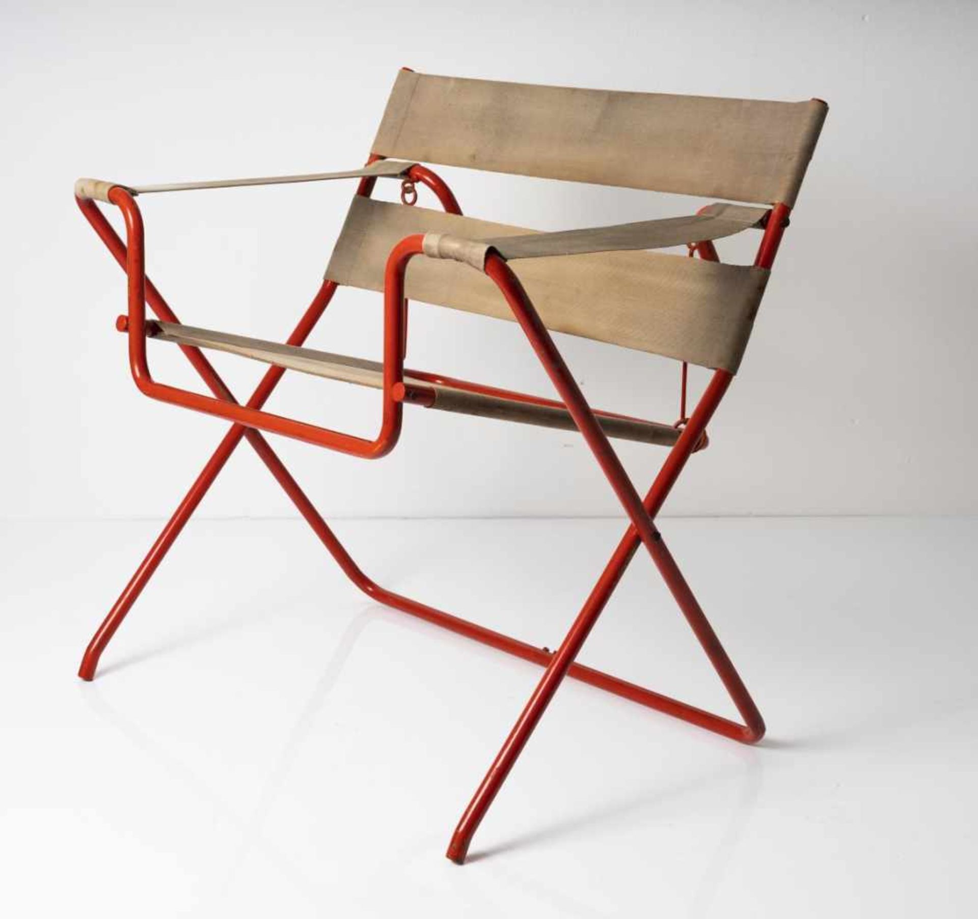 Marcel Breuer, Klappsessel 'B 4 - 2. Version', 1927Klappsessel 'B 4 - 2. Version', 1927H. 75 x 77 - Bild 4 aus 19