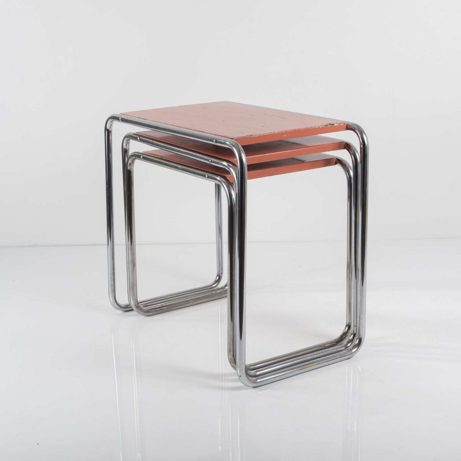 Marcel Breuer, Drei Satztische 'B 9', 1925/26Drei Satztische 'B 9', 1925/26H. 50-60 x 52-66 x 39 - Bild 4 aus 8