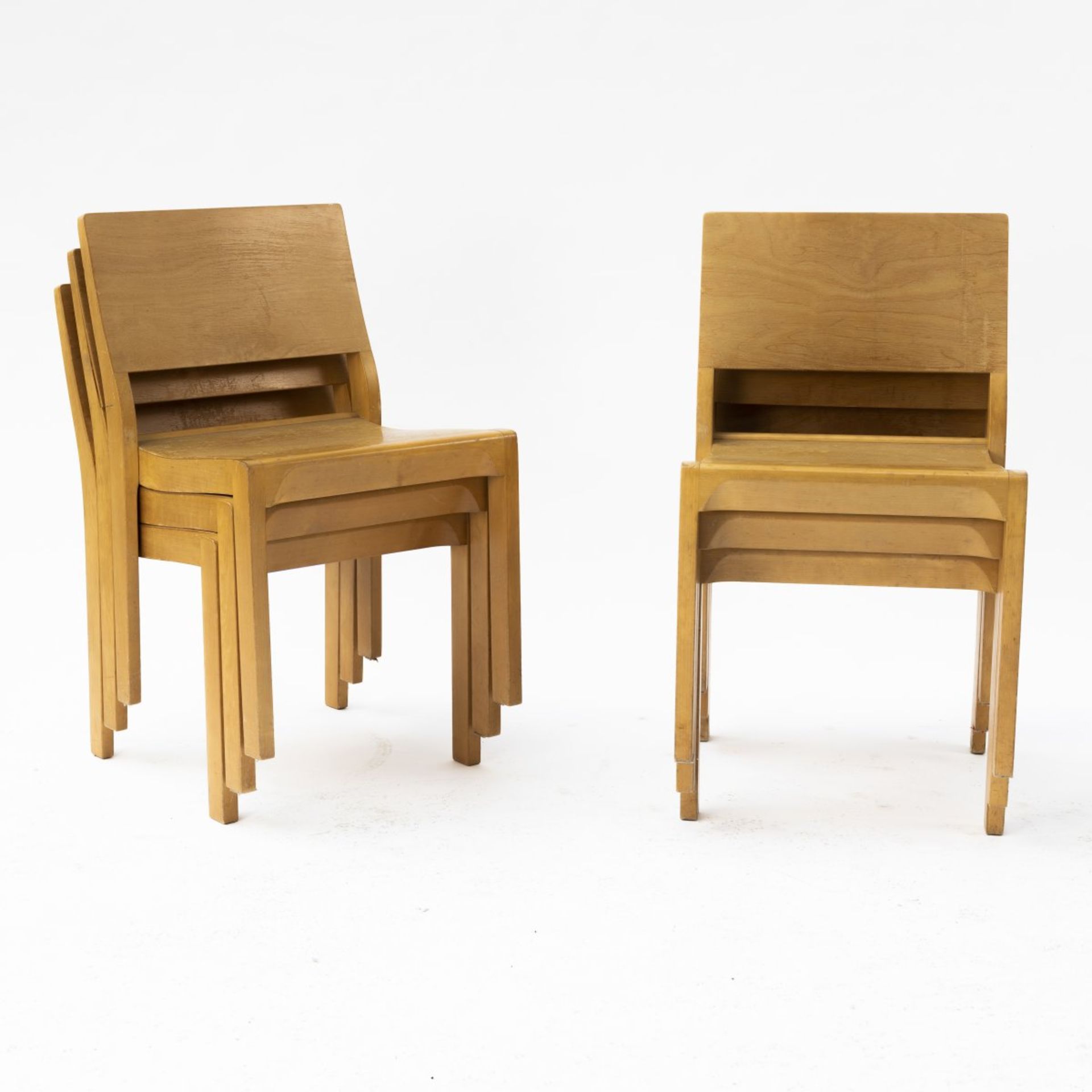 Alvar Aalto, Sechs Stapelstühle '11 / 611', 1929Sechs Stapelstühle '11 / 611', 1929H. 79,5 x 49 x 48