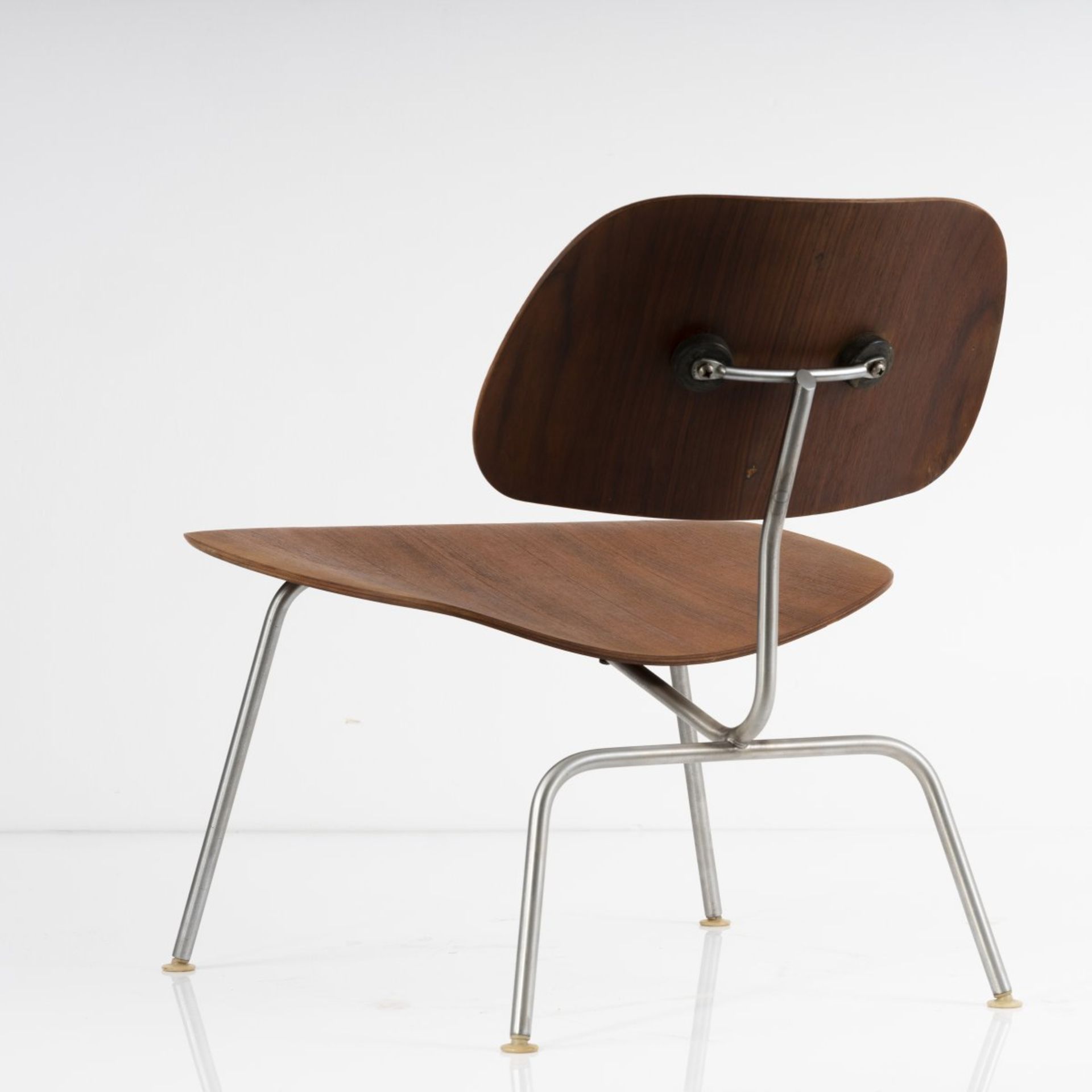 Charles Eames, Sessel 'LCM', 1946Sessel 'LCM', 1946H. 65 x 54 x 65 cm.Herman Miller, Zeeland. - Bild 8 aus 10