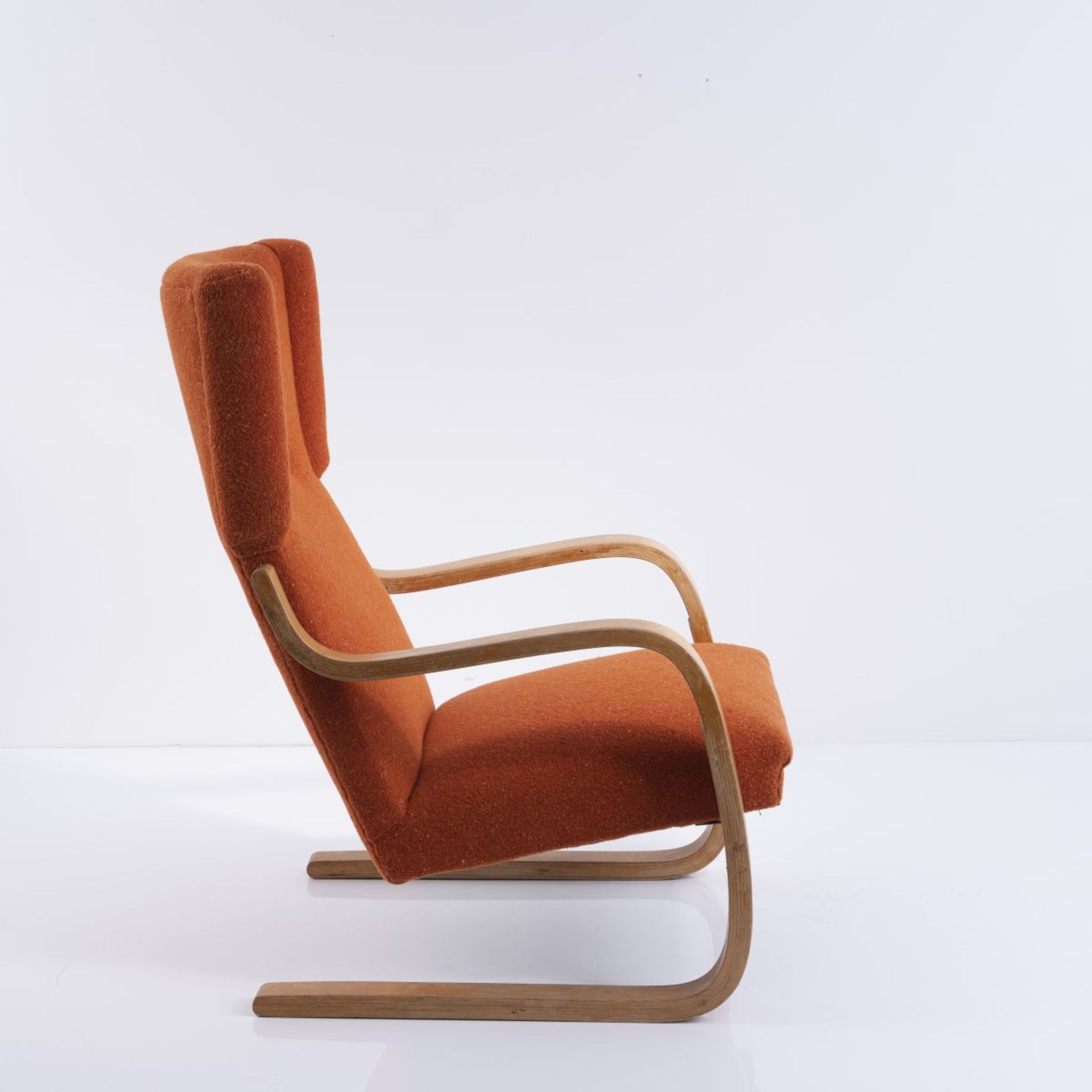 Alvar Aalto, Armlehn-Ohrensessel '36 / 401', 1933Armlehn-Ohrensessel '36 / 401', 1933H. 97 x 63,5