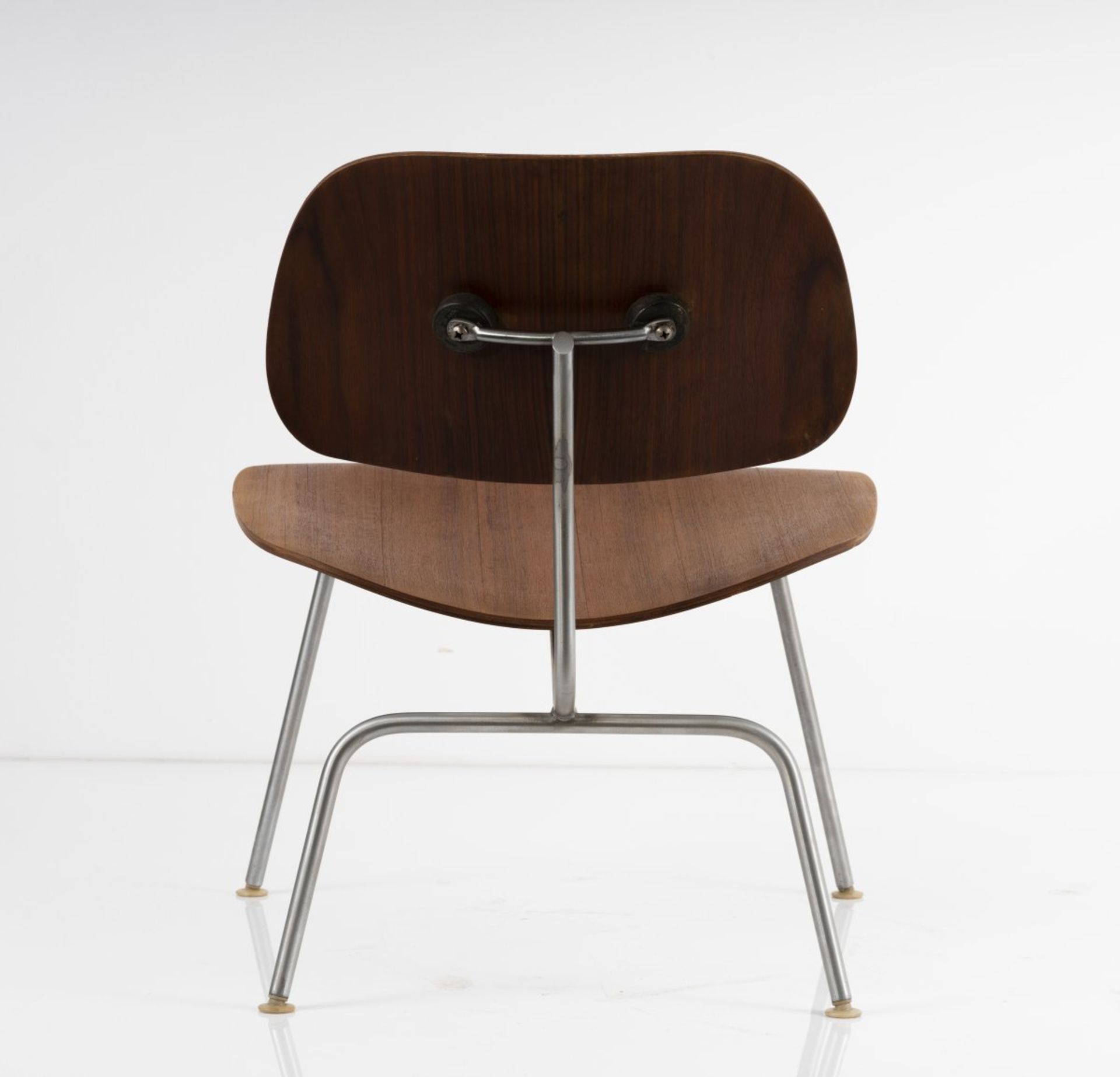 Charles Eames, Sessel 'LCM', 1946Sessel 'LCM', 1946H. 65 x 54 x 65 cm.Herman Miller, Zeeland. - Bild 9 aus 10