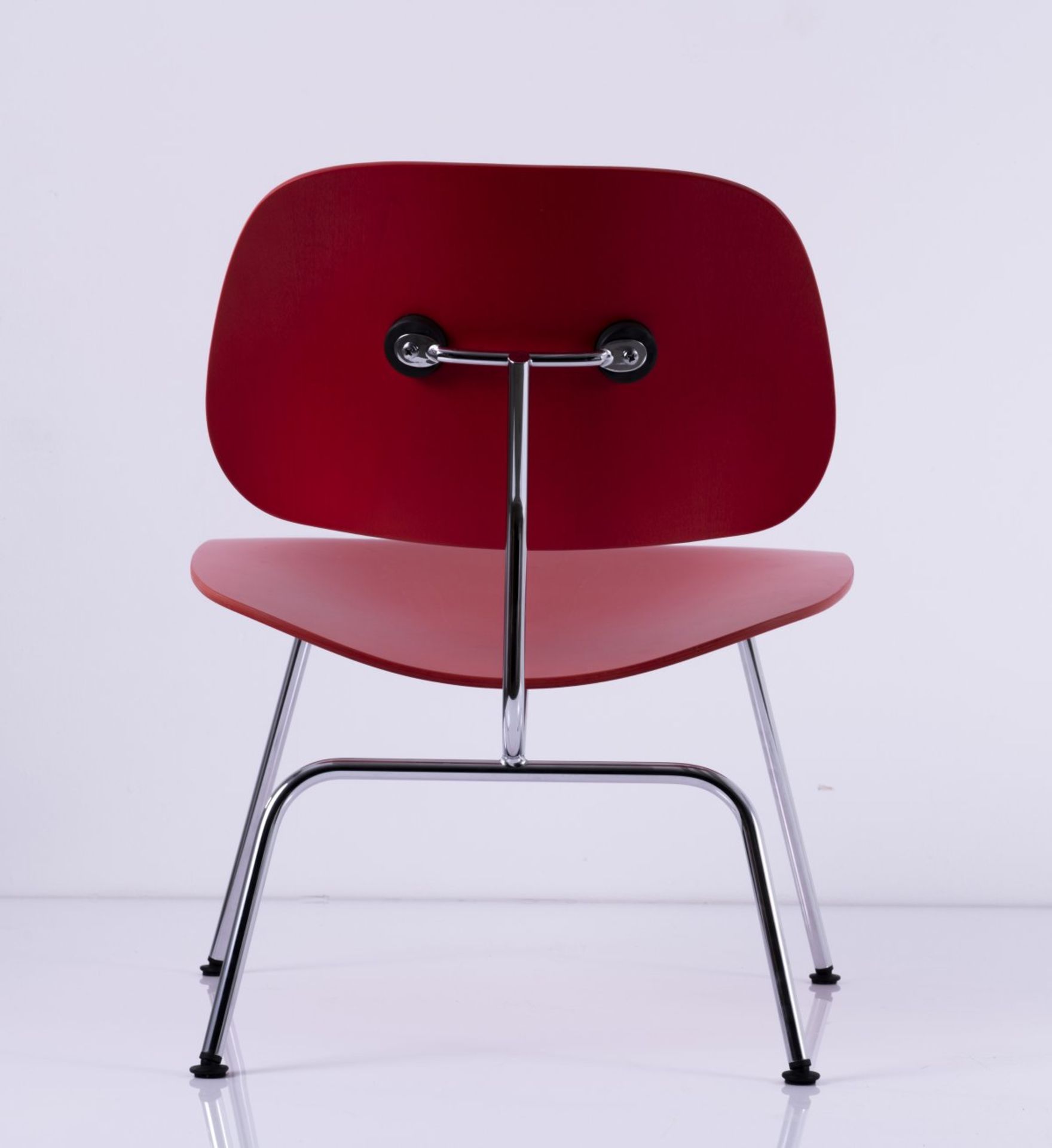 Charles Eames, Stuhl 'LCM', 1946Stuhl 'LCM', 1946H. 65 x 55 x 63,5 cm. Vitra AG, Weil am Rhein. - Bild 6 aus 6