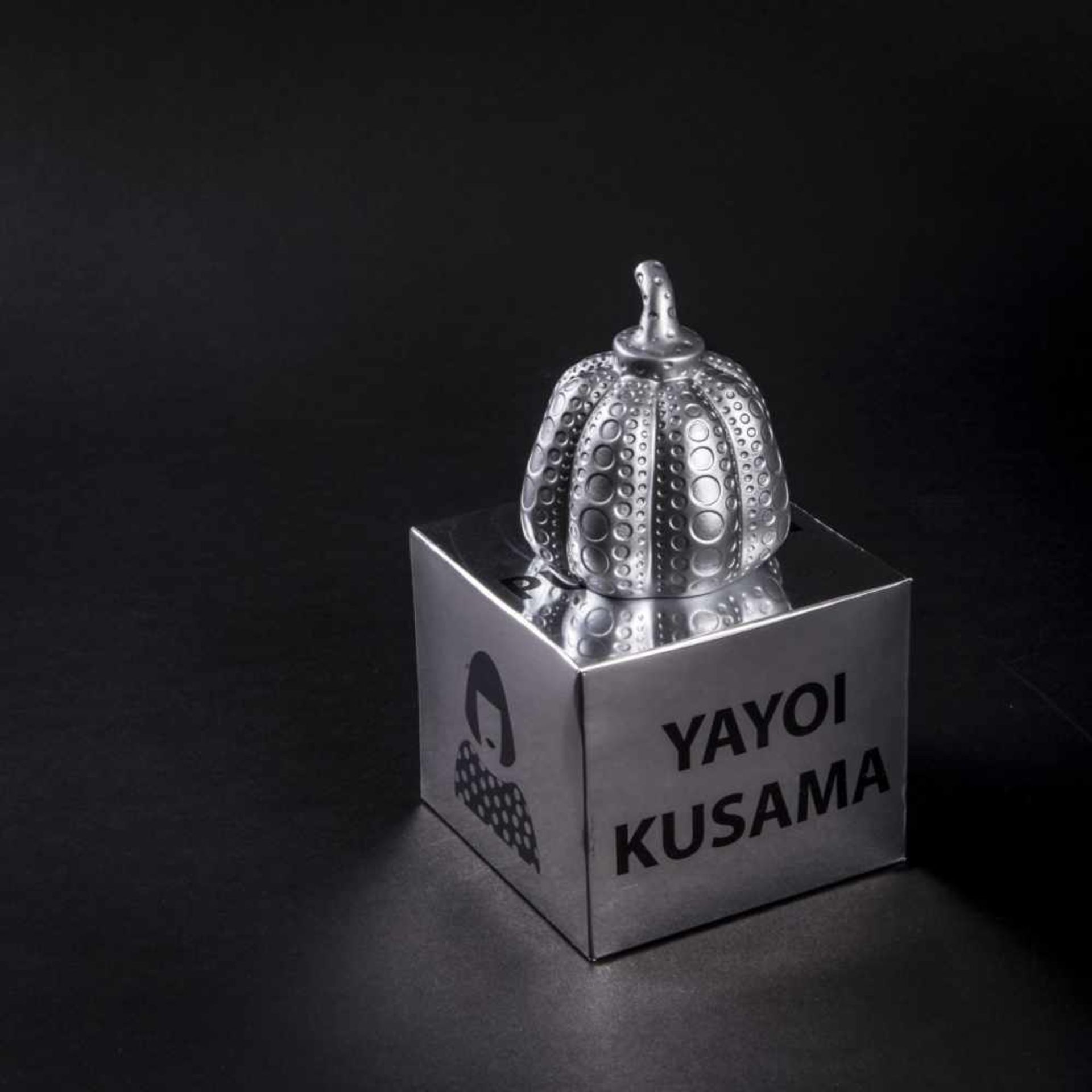Yayoi Kusama (Matusmoto, Japan 1929 - lebt in Tokio), Multiple 'Pumpkin', um 2013Multiple 'Pumpkin',