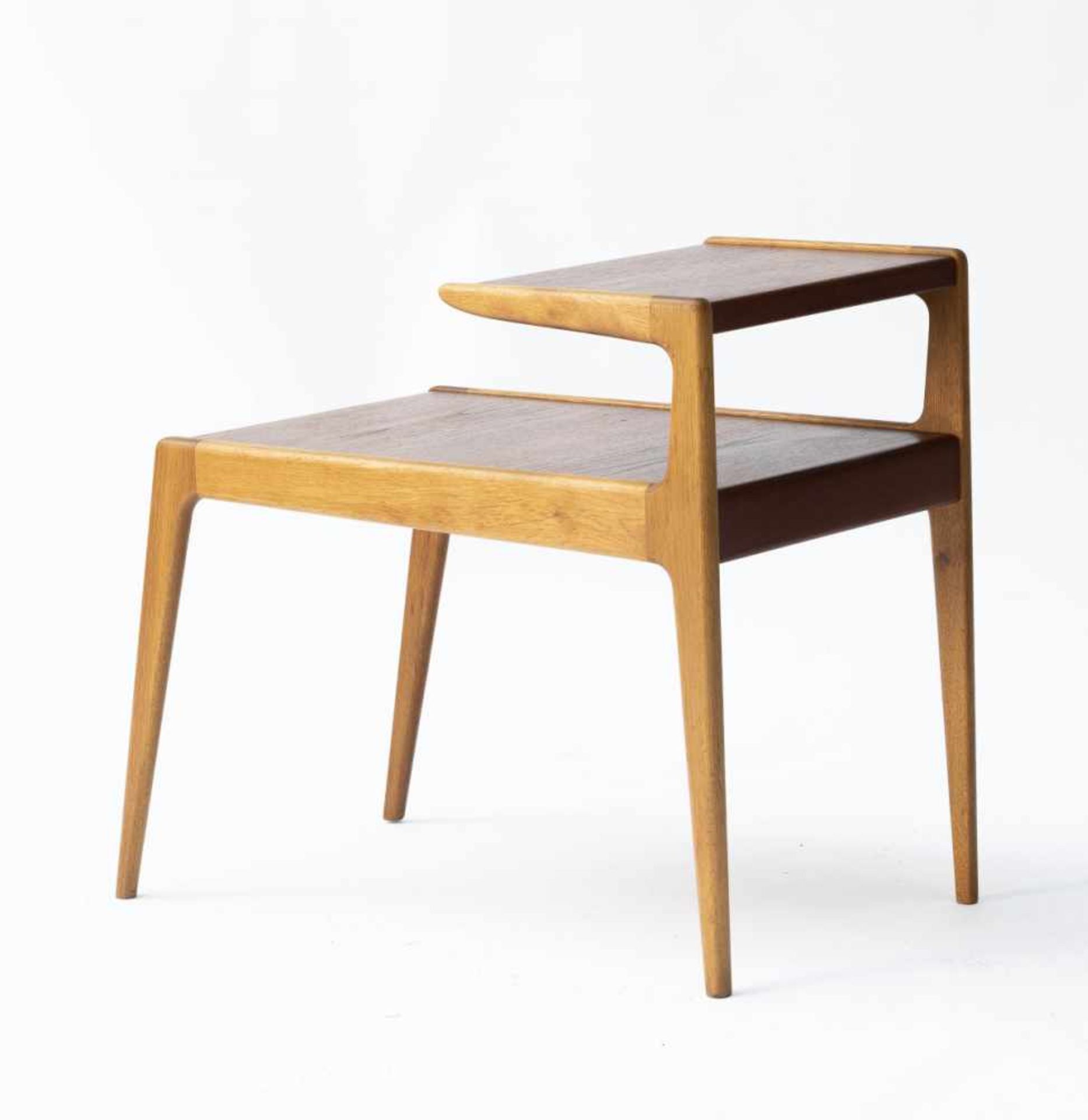 Jason, Ringstedt, Occasional table, c. 1958Occasional table, c. 1958H. 62 x 42 x 73 cm. Oak, teak - Bild 4 aus 4